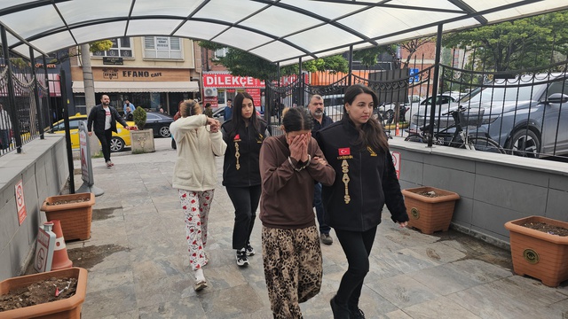 2 kadın hırsız yakalandı! Üzerlerinden çıkanlar şaşırttı