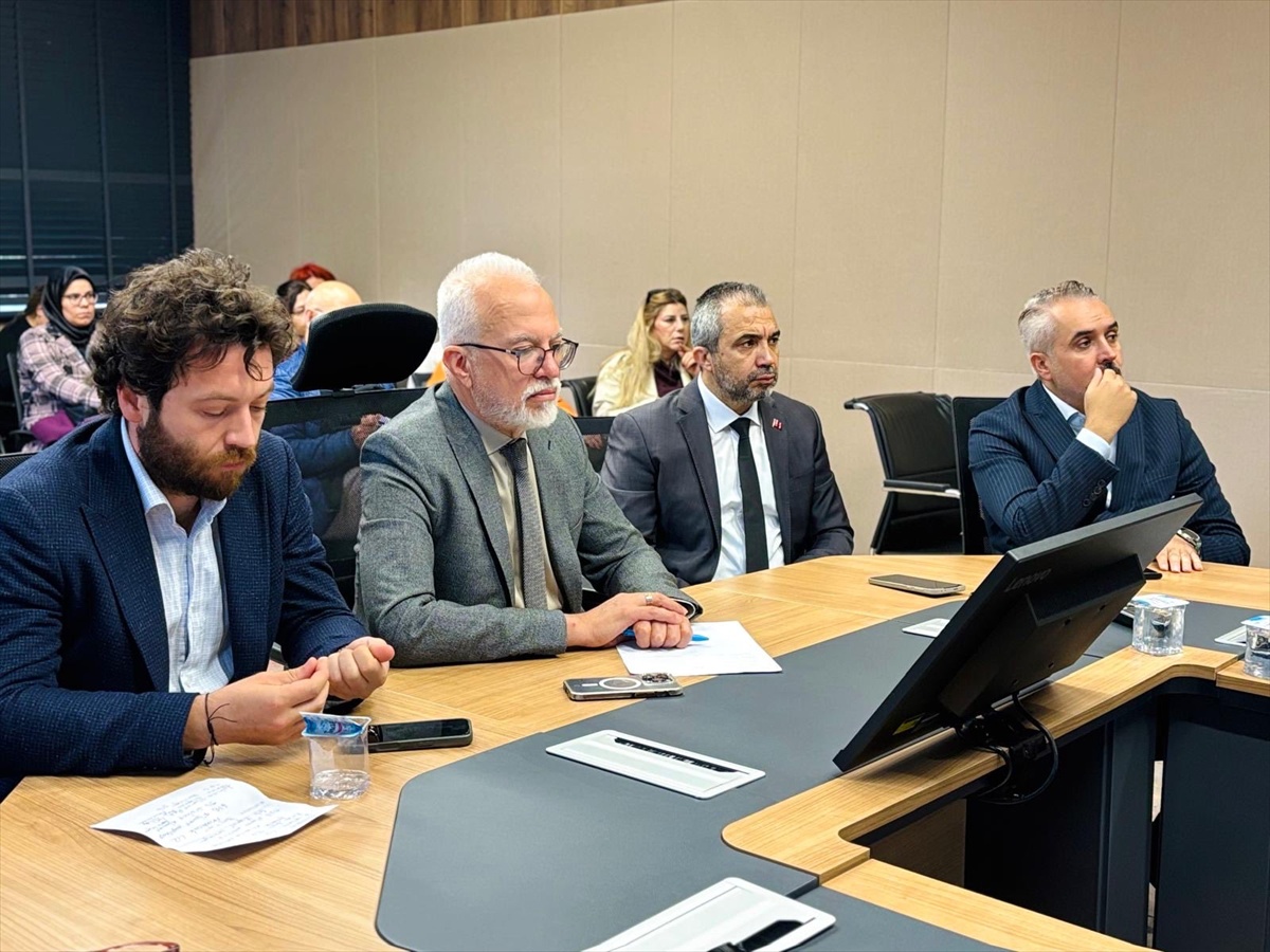 Eskişehir\'de riskli gebeler ve lohusaların takibi toplantıda değerlendirildi