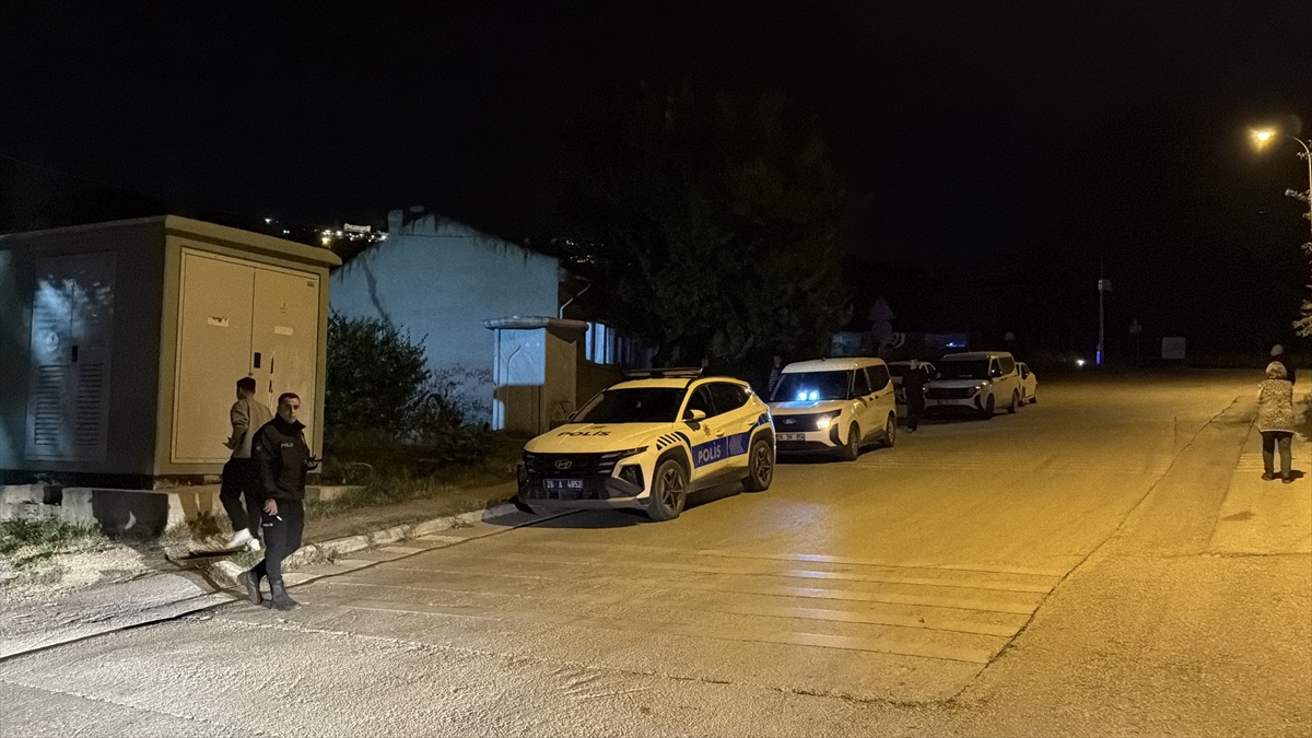 Eskişehir\'de pompalı tüfekli kavgada 1 kişi yaralandı, 5 şüpheliden 2\'si tutuklandı