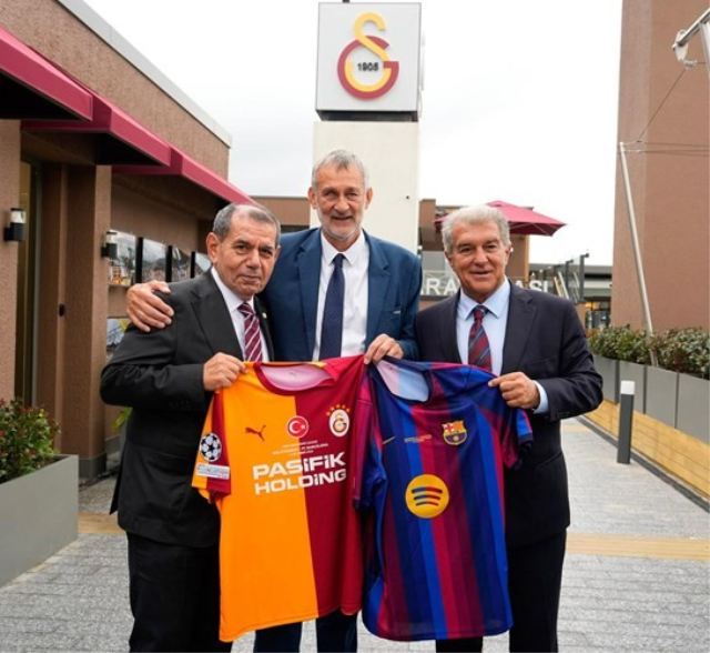 Galatasaray yönetimi, Barcelona'yı Galatasaray Adası'nda ağırladı