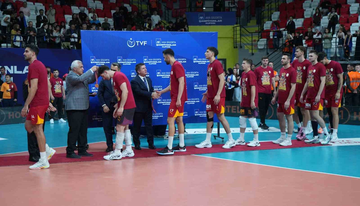 Kırıkkale\'de Galatasaray, Ziraat Bankkart\'ı 3-1 yenerek Şampiyonlar Kupası\'nı kazandı