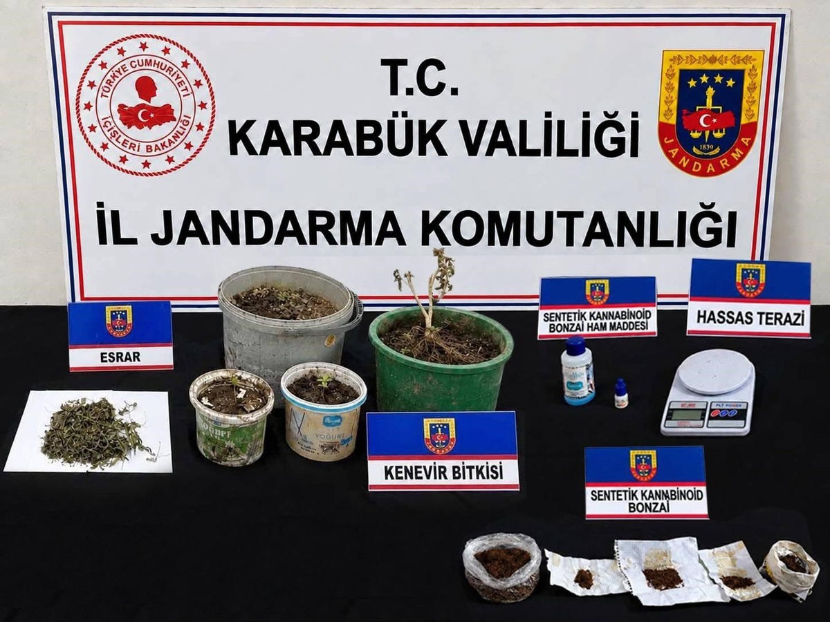 Karabük ve Yenice\'de uyuşturucu operasyonu düzenlendi, 2 zanlı adliyeye sevk edildi