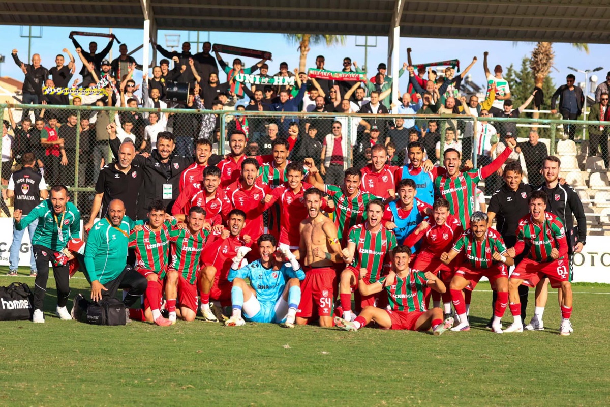 Karşıyaka, Play-Off\'ta 2-0 yenildiği Ayvalıkgücü deplasmanında rövanş arıyor