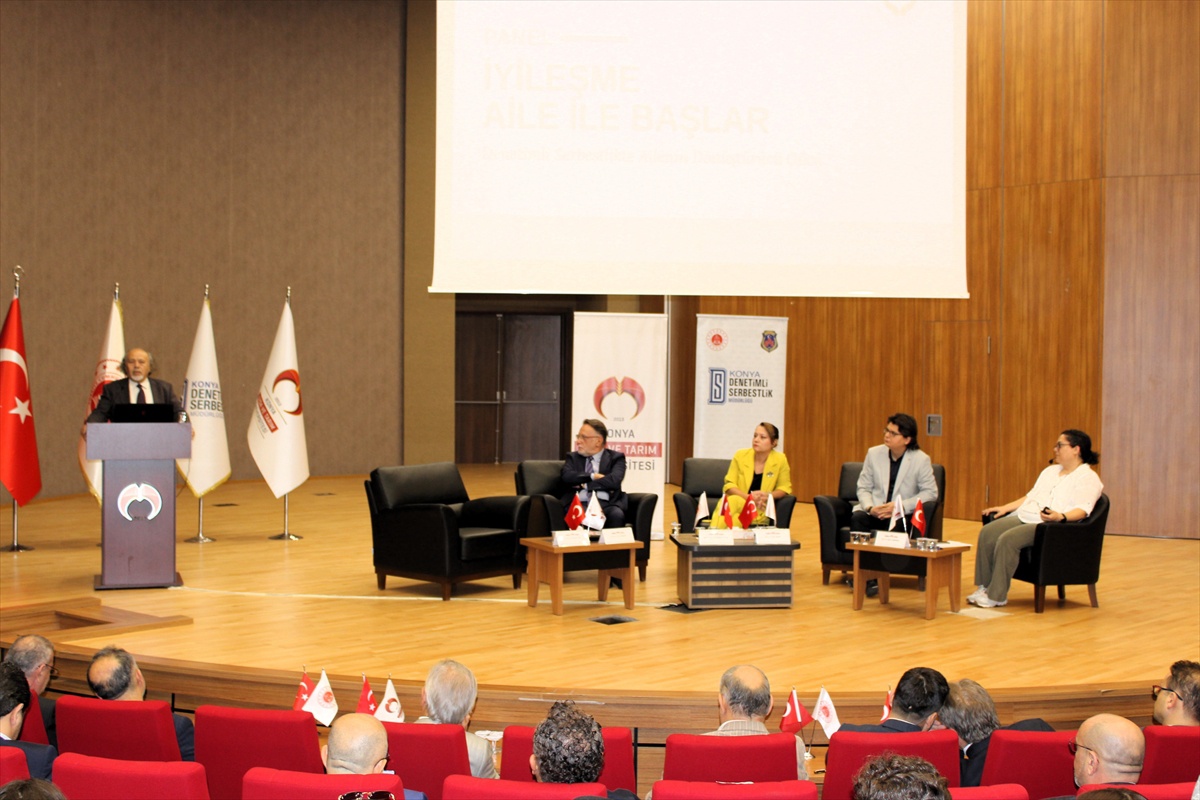 Konya\'da denetimli serbestlikte ailenin dönüştürücü gücü panelde tartışıldı