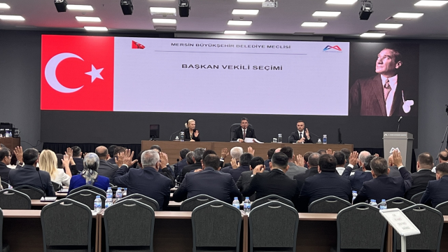 Mersin Büyükşehir Belediyesi'nde başkanvekili seçimi sonuçlandı! CHP'nin adayı Gülşah Yıldırım Genç seçildi