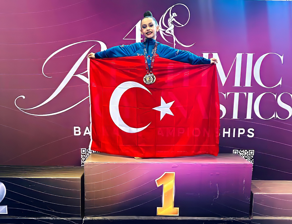 Muratpaşa Belediyesporlu Asel Lina Şahin, Balkan Şampiyonası\'nda iki altın kazandı