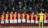 Okan Buruk gözünün yaşına bakmadı! Son maçta ıslıklanan yıldızı Barcelona karşısında yedek bıraktı