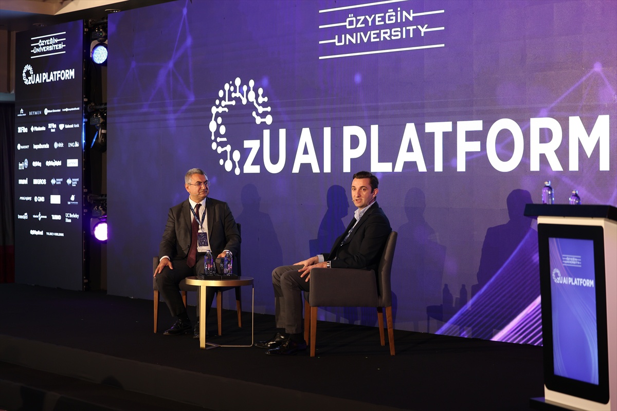 Özyeğin Üniversitesi, 30 kurumlu OzU AI Platform\'da yapay zekayı tartıştı