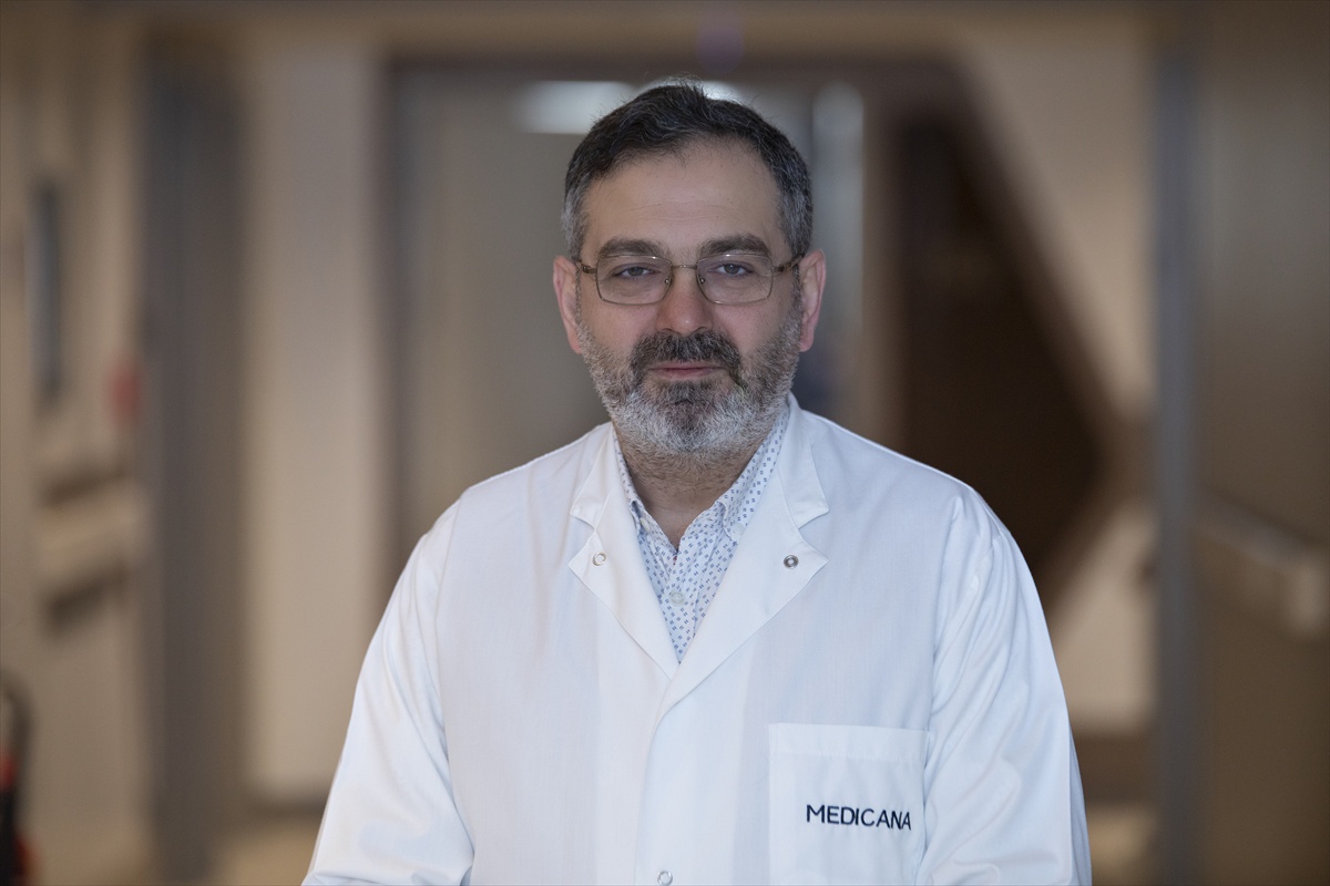 Prof. Dr. Sayan, demir eksikliğinin kansızlık olmadan da görülebileceğini söyledi