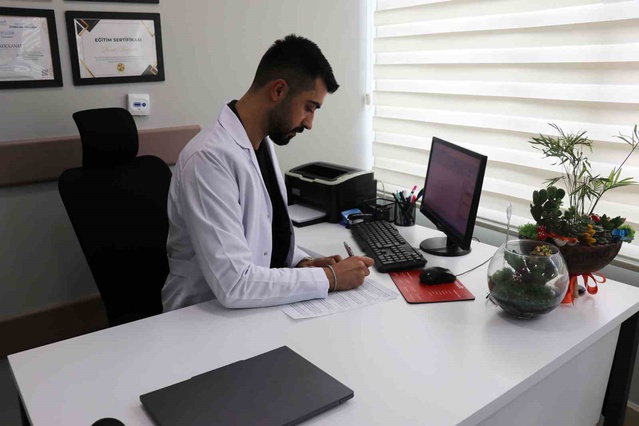 Psikolog Koçkanat, Sivas'ta mevsimsel depresyona karşı ailelere önerilerde bulundu