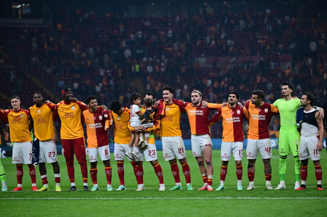 Son maçta ıslıklanan yıldıza şok! Okan Buruk kararını verdi