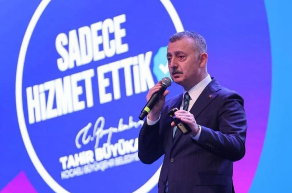 Tahir Büyükakın, Cumhur İttifakı\'nın Türkiye Belediyeler Birliği başkan adayı oldu