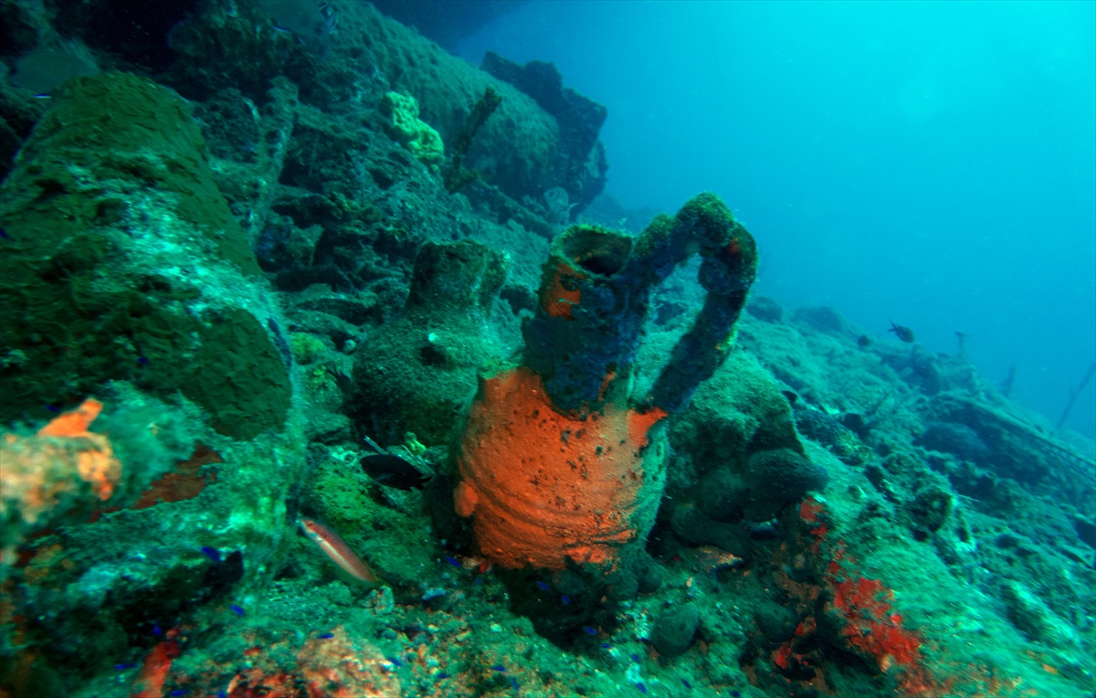Bodrum Yassıada\'da Roma ve Bizans dönemine ait 5 gemi batığı özel izinle görüntülendi