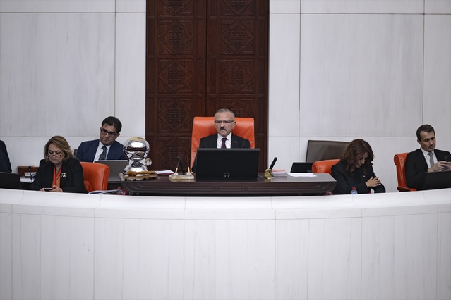 TBMM'de fon soruşturması tartışması: Akbaşoğlu'ndan 'hesap sorulacak' mesajı