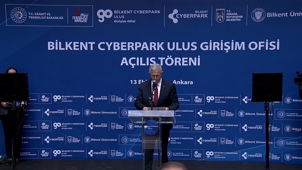 Ulus Girişim Ofisi açılışında Kacır 91 girişimciye mükemmeliyet mührü müjdesi verdi