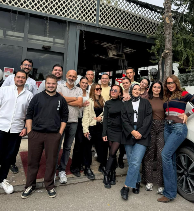 Ana haber yayından kalktı, Hande Sarıoğlu ekranlara veda etti
