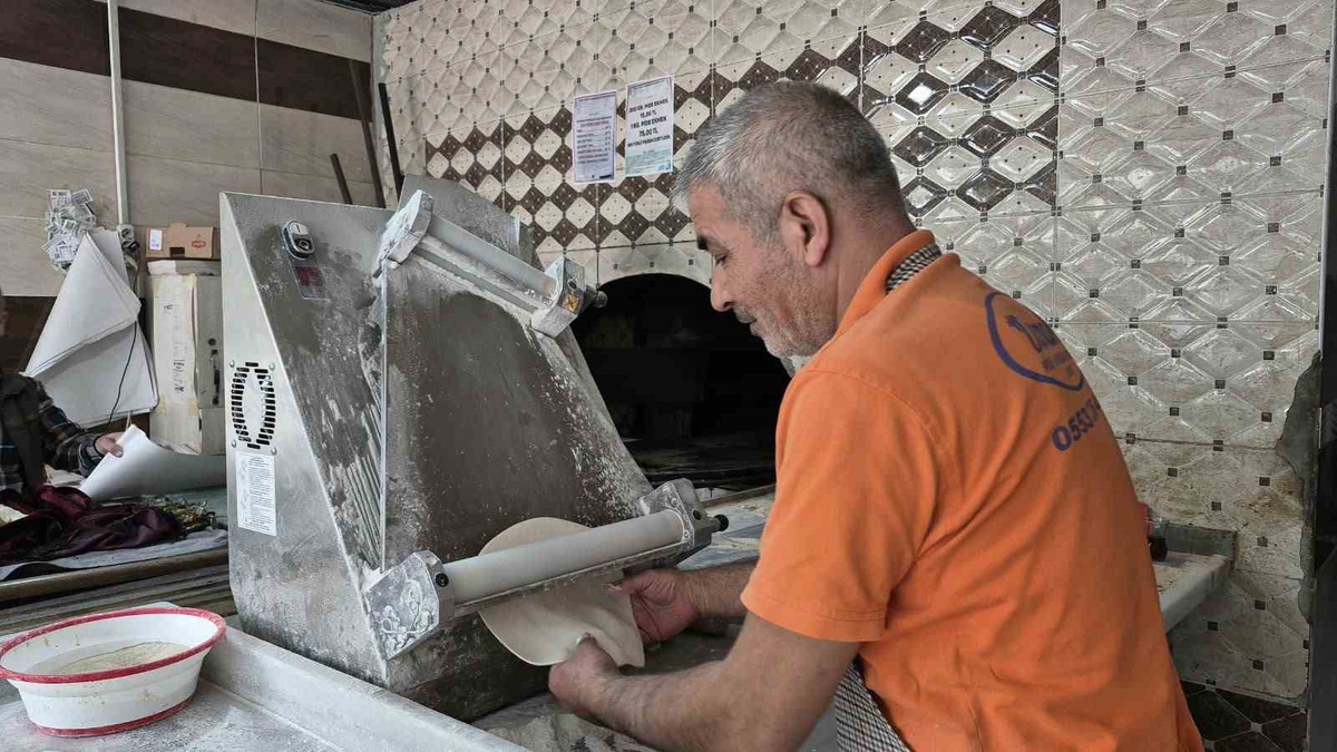 Adıyaman Fırıncılar Odası, esnaf için un temini alternatiflerini değerlendiriyor.