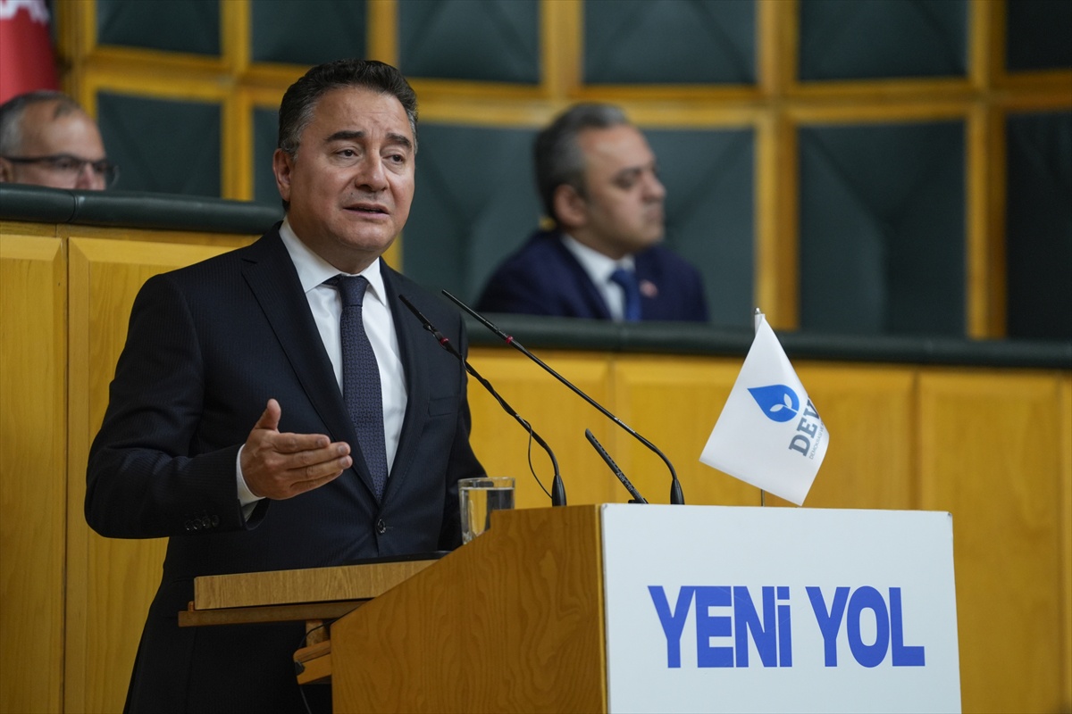 Arıkan Ankara\'da Yemen Diyalog Masası önerdi, Babacan TMSF kayyum atamasını eleştirdi