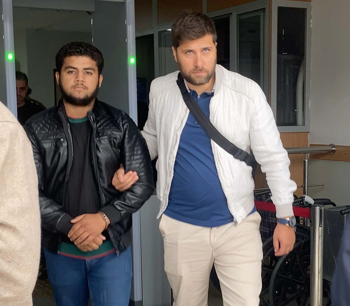 Aydın\'da DEAŞ\'a yönelik operasyonda 2 şüpheli tutuklandı, biri Suriye uyruklu
