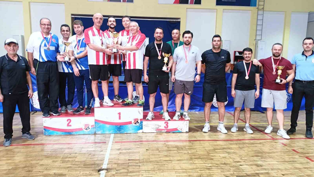 Aydın\'da masa tenisinde kadınlarda Gençlik ve Spor, erkeklerde Milli Eğitim kazandı