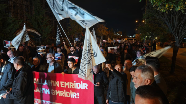 Azerbaycan'daki başörtüsü kısıtlamalarına Türkiye'den tepki: Hicab yasaklanamaz!