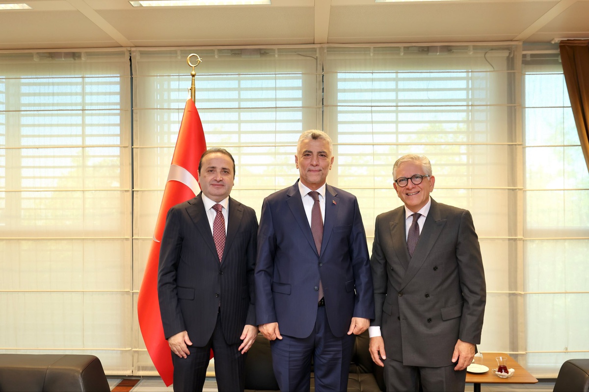 Bolat, Brüksel\'de SKDM ve e-ticaret düzenlemelerini görüştü