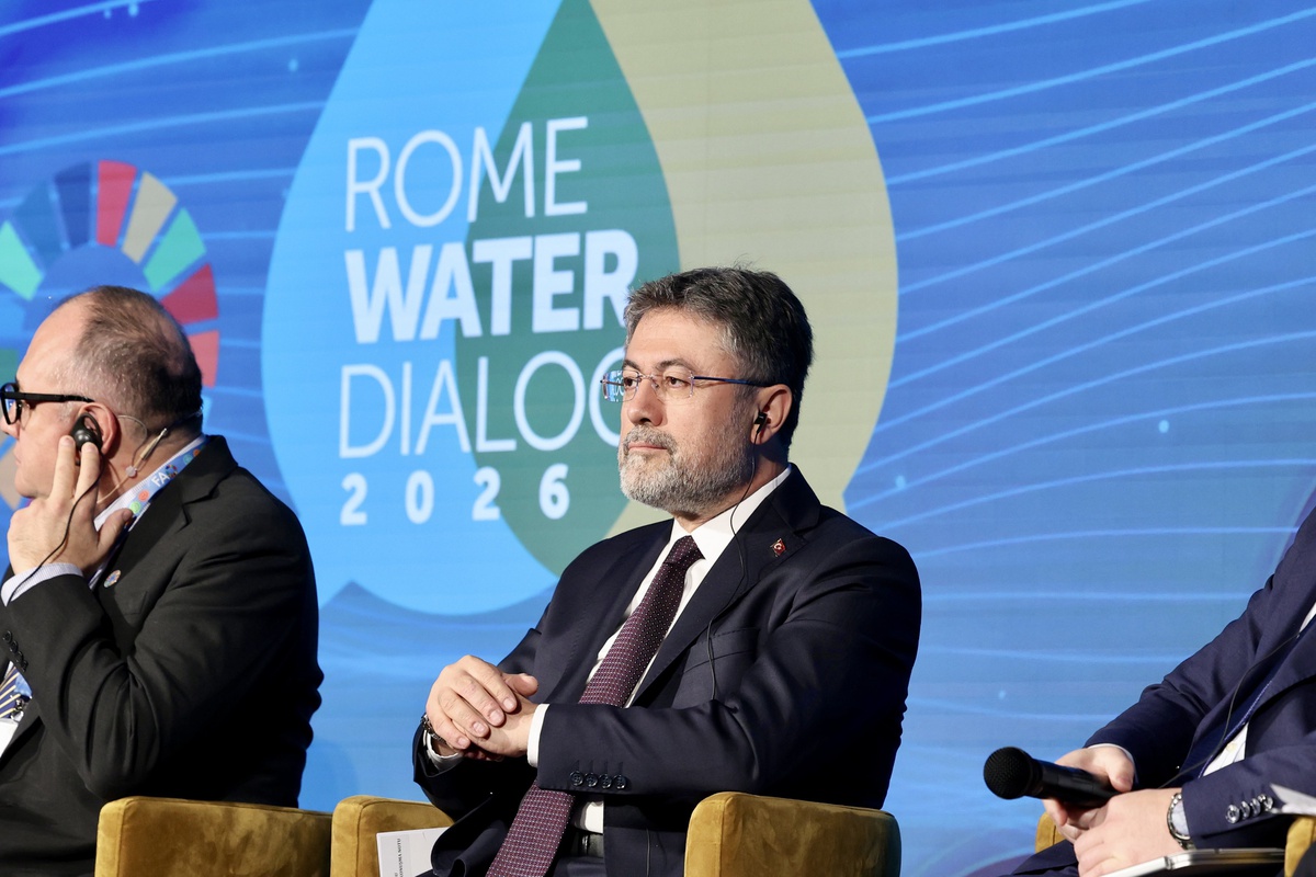 Bakan Yumaklı Roma Su Diyaloğu\'nda Gazze\'de suyun baskı aracı yapılmasına karşı çıktı