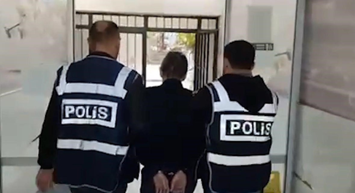 Kayseri\'de 10 aranma kaydı olan şahıs, 13 yıl 2 ay 3 gün hapis cezasıyla yakalandı