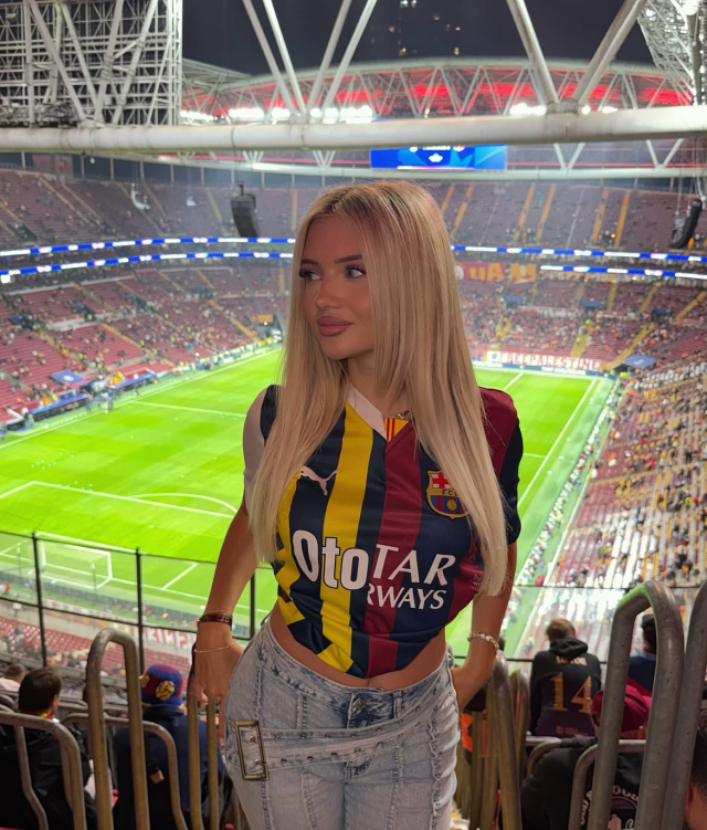 Barcelona taraftarından RAMS Park'ta olay hareket