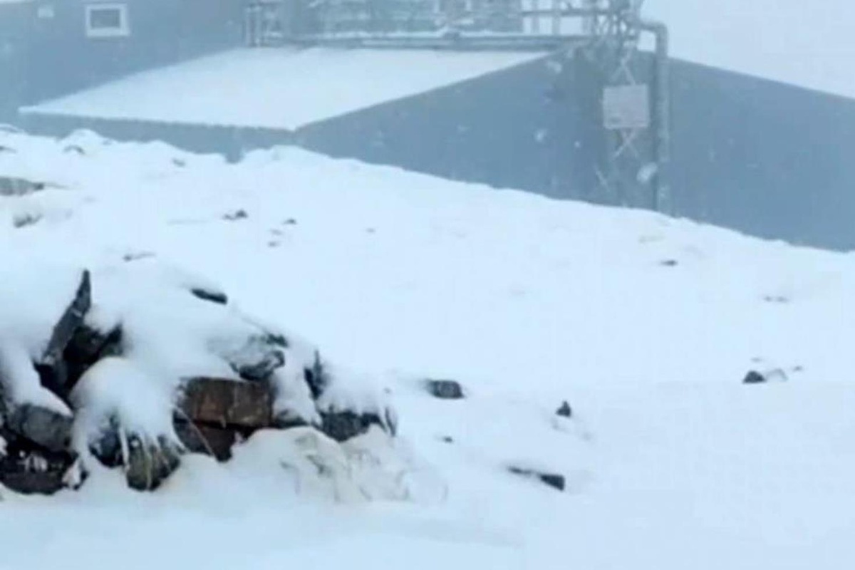 Sonbahar bitti, kış başladı! Kar 20 santimetreye ulaştı