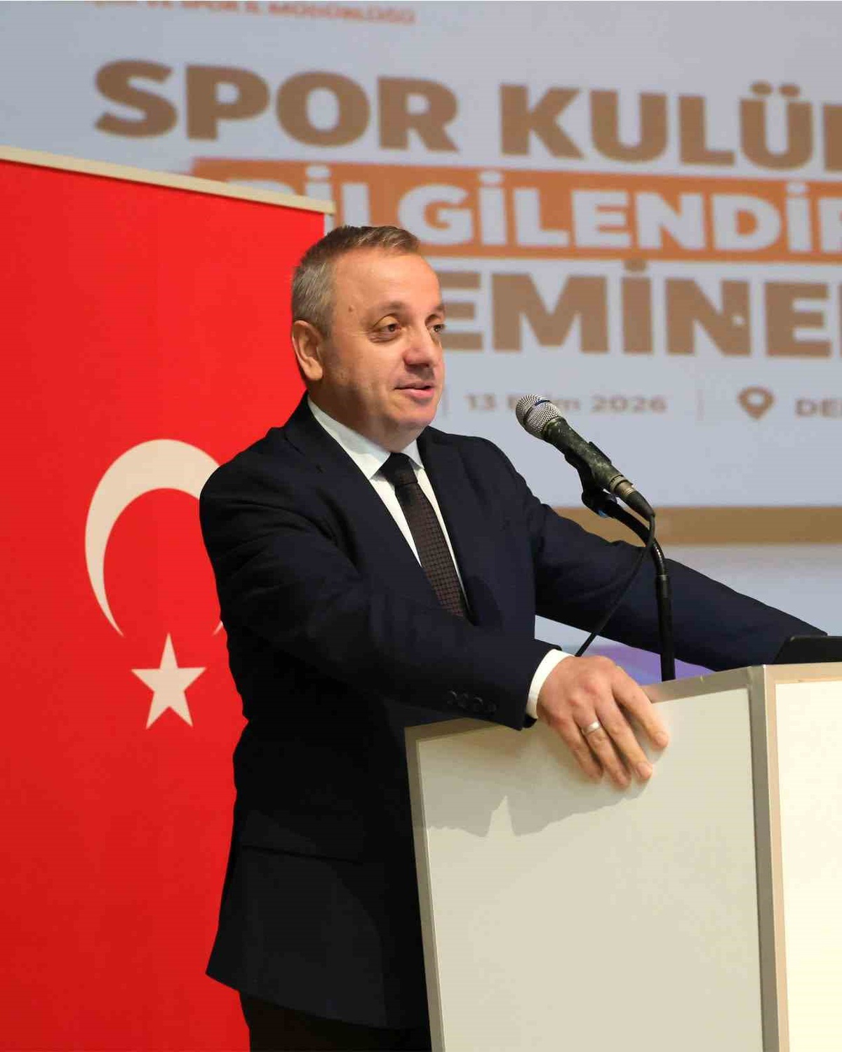 Denizli\'de spor kulüplerine ilk bilgilendirme semineri Bakanlık katılımıyla yapıldı