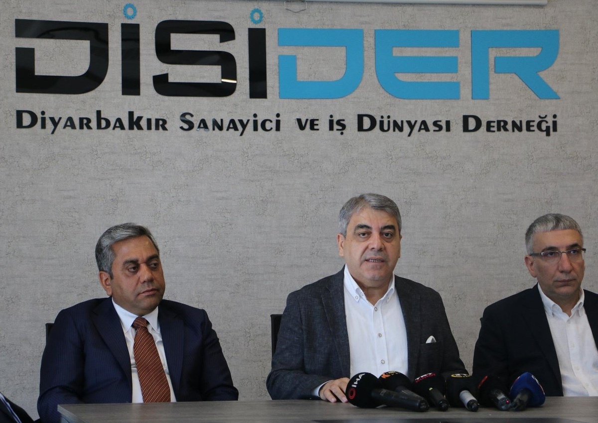 DİSİDER, Bakan Uraloğlu\'nun kuzey-güney yol açıklamasına destek verdi