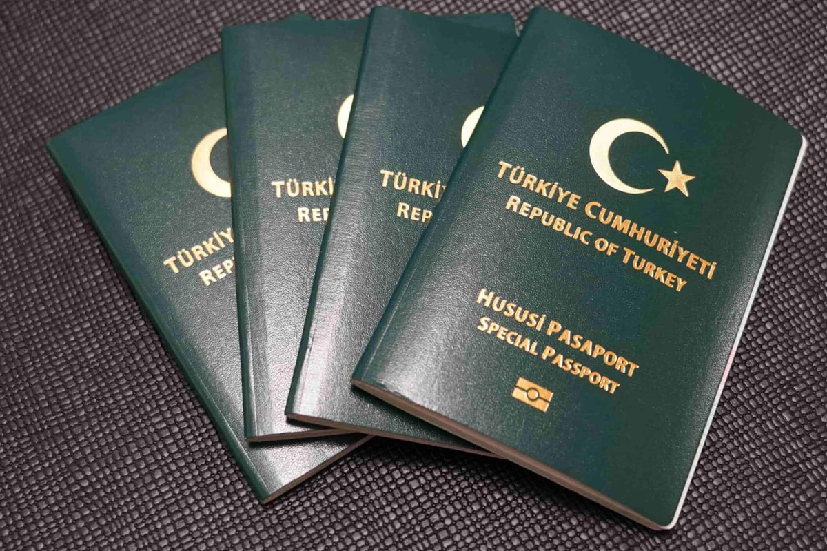Dört meslek grubuna daha yeşil pasaport geliyor! Teklif verildi
