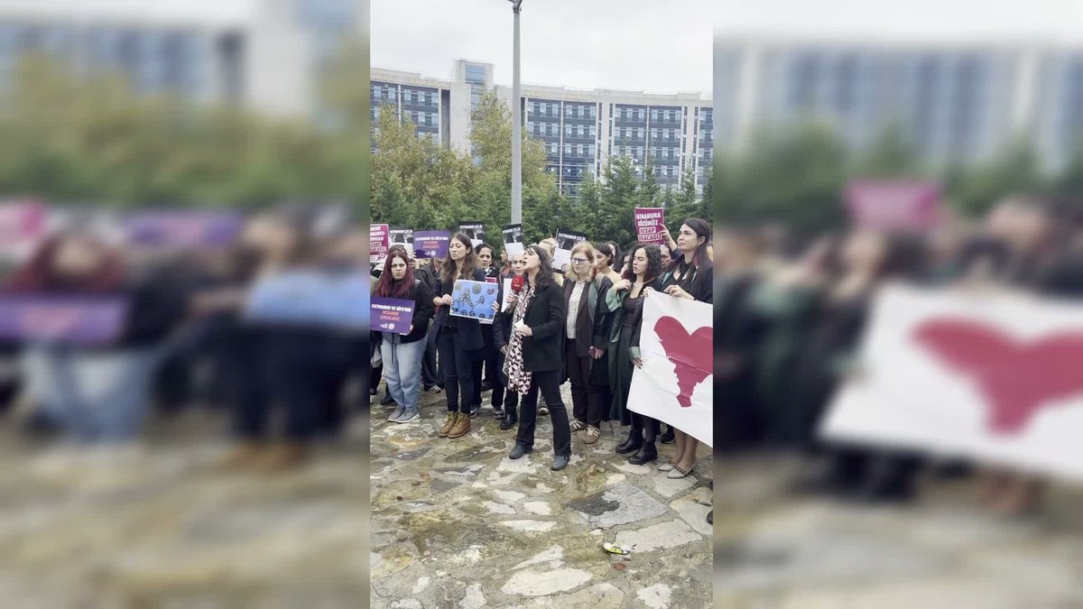 EMEP\'li Karaca, beraat kararının ardından \'adaleti sokakta arıyoruz\' dedi