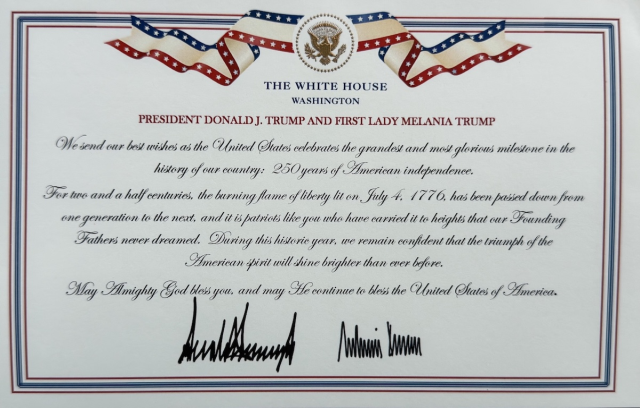 Eskişehirli Ustadan Trump’a lületaşından özel hediye, yüzünü pipoya nakşetti