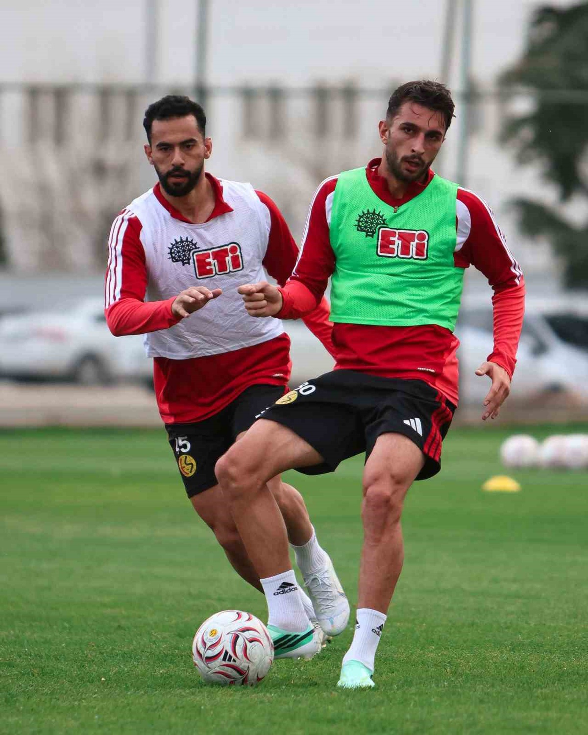 Eskişehirspor, 17 Ekim'de Alsancak Stadı'nda oynanacak Altay ma&ccedil;ına hazırlanıyor
