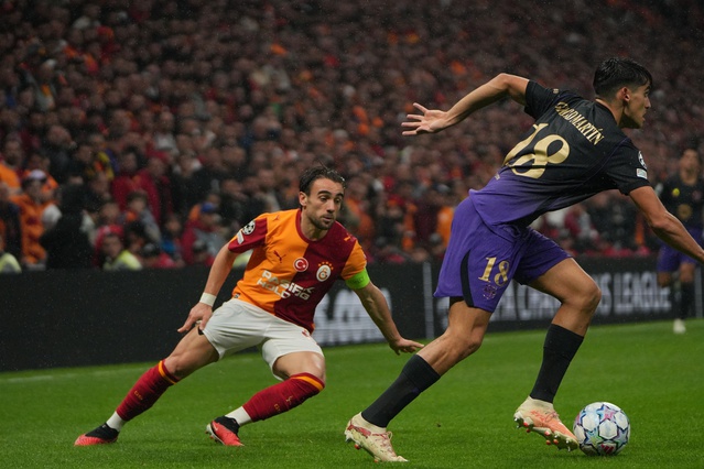 Barcelona, UEFA Şampiyonlar Ligi'nde Galatasaray'ı deplasmanda 4-1 yendi