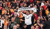 Galatasaray tribünlerinde Real Madrid sürprizi