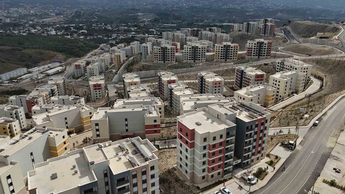 Hatay\'da deprem konutlarında kira fiyatları 20 bin TL\'ye kadar çıktı
