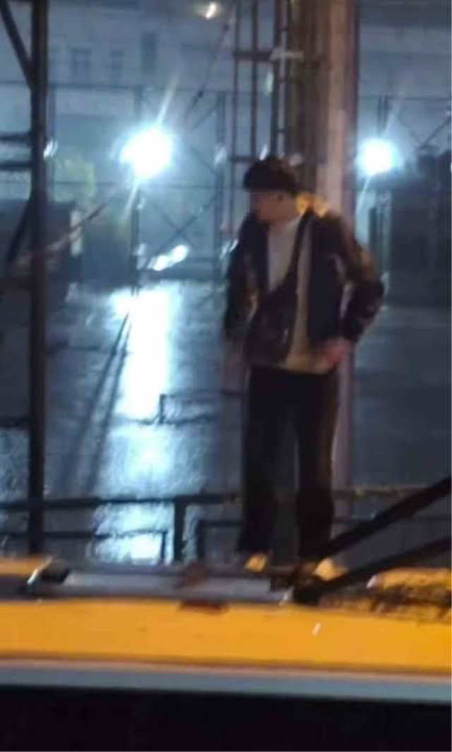İstanbul'da onlarca araç sular altında kaldı! İşte o görüntüler