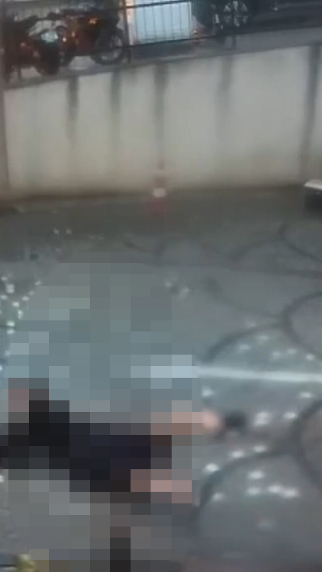 İstanbul'daki sel felaketinin en acı görüntüsü! Su birikintisine basan çocuk canından oldu