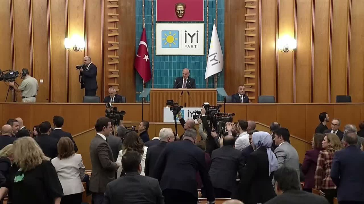 İYİ Parti lideri Dervişoğlu Halk TV\'ye kayyım atanmasına TBMM\'de tepki gösterdi