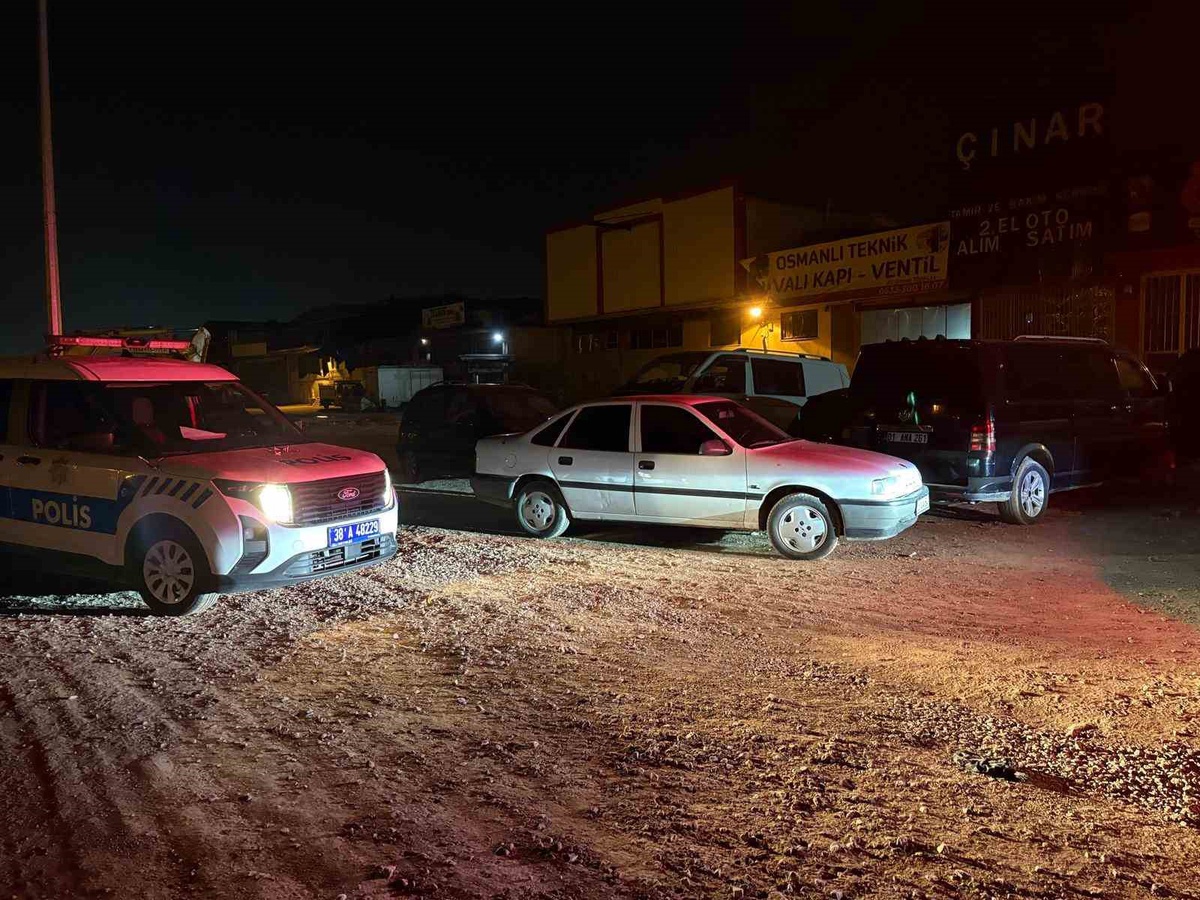 Kayseri Kocasinan\'da alkollü sürücü kameraya saldırdı, 232 bin TL ceza aldı