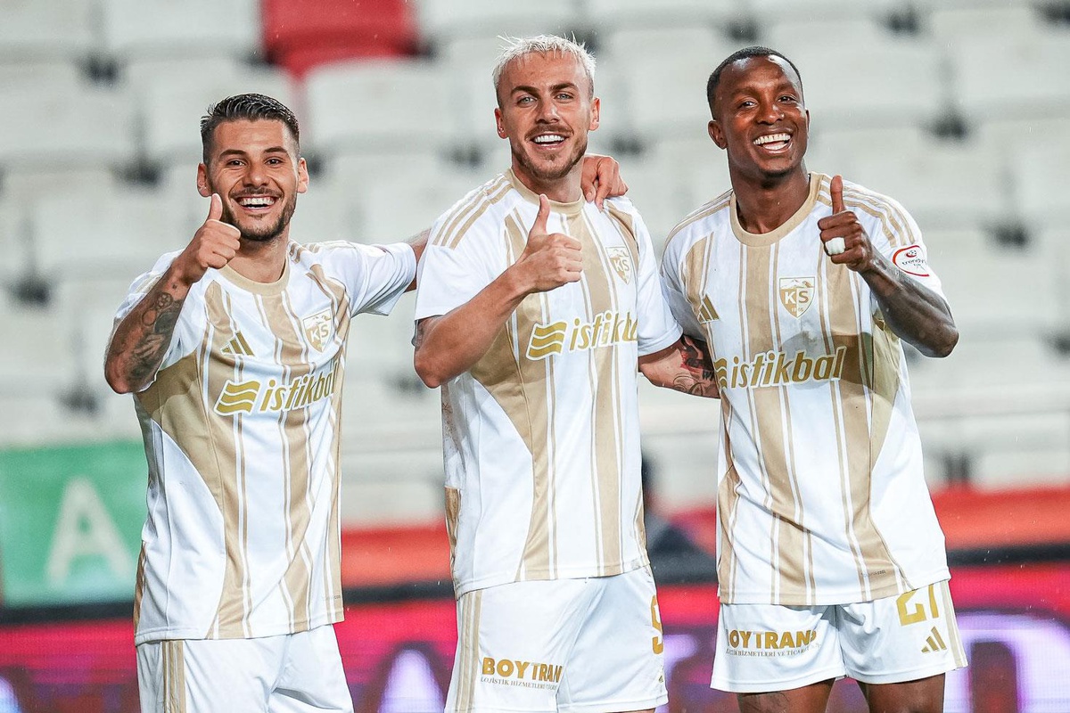 Kayserispor, Antalyaspor\'u farklı geçti