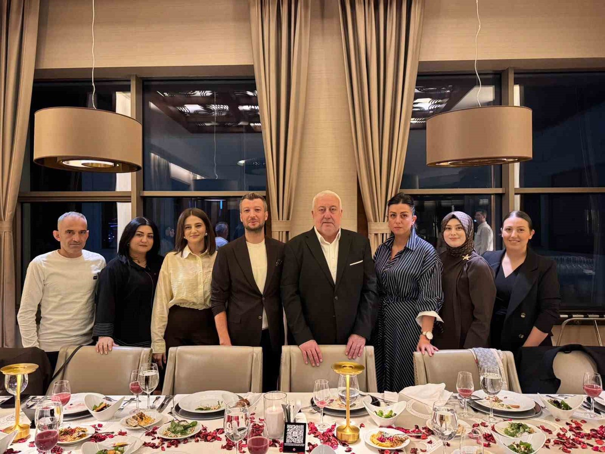 Kazım Yılmaz, seçim sonrası Çarşamba Ticaret Borsası personeliyle vedalaştı