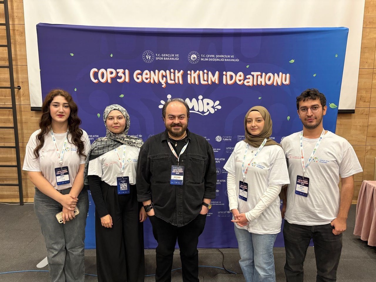Elektronik atık projesiyle KBÜ\'lü takım COP31 Ideathonu İzmir etabında birinci oldu