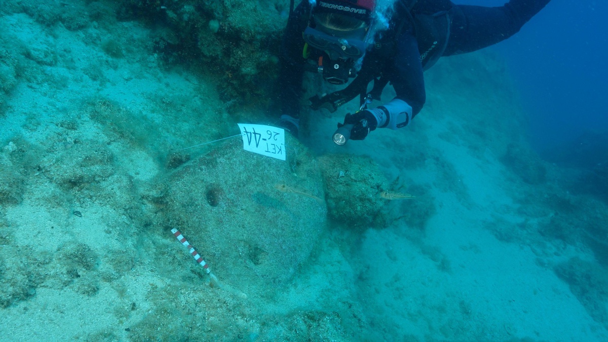 Kekova\'da bulunan 4 bin 400 ila 4 bin 700 yıllık gemi batığı dünyanın en eskisi oldu