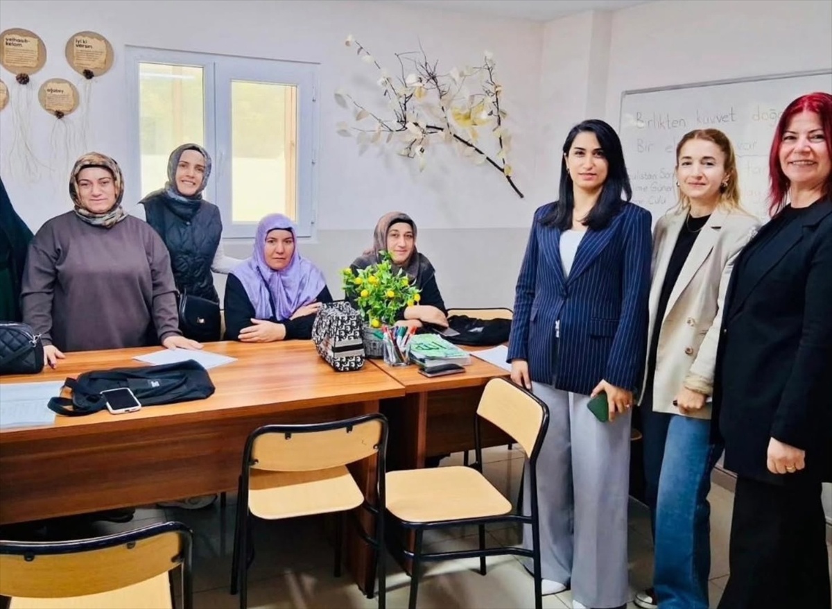 Kırklareli Aile ve Sosyal Hizmetler İl Müdürü Kumaş, SODAM\'daki kursları inceledi