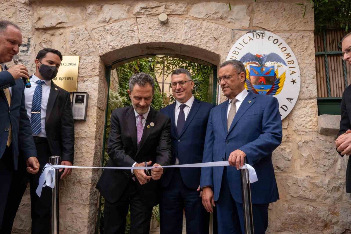Kolombiya\'nın Kudüs adımına Mısır, Ürdün, Suudi Arabistan ve İİT\'ten kınama geldi