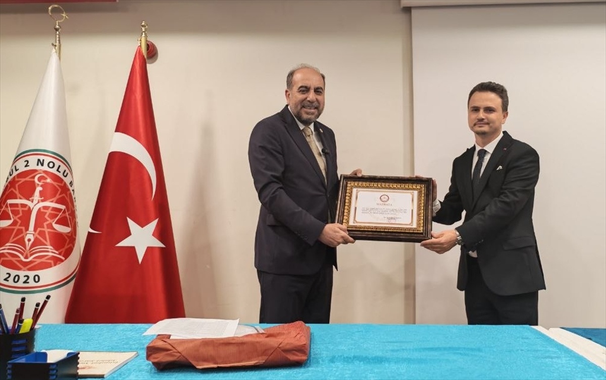İstanbul 2 Nolu Barosu Başkanı Saka, mazbatasını Anadolu Adalet Sarayı\'nda aldı